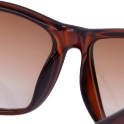 Durable Frame: These frames have long-term wearability