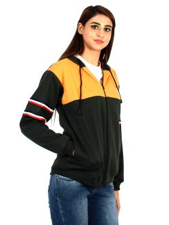 Keep your streetwear game strong with this half zip sweatshirt for women. Its trendy design and comfortable fit make it the ideal choice for casual outings and everyday wear.