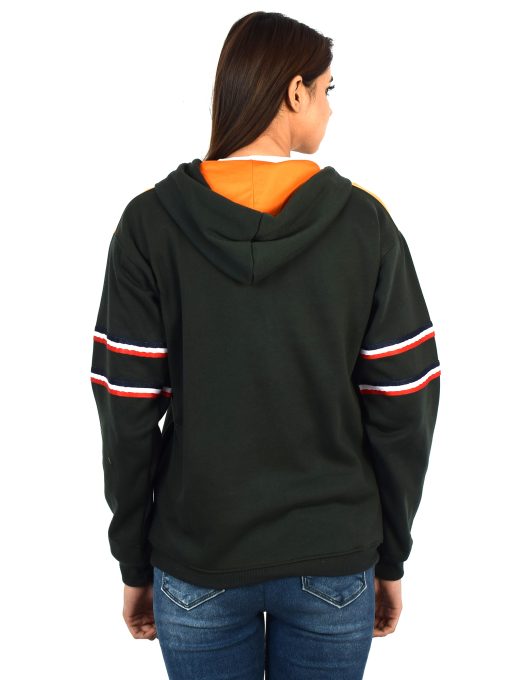 Stay stylish and comfortable with this hoodie zipper for women. The convenient zipper design makes it easy to wear