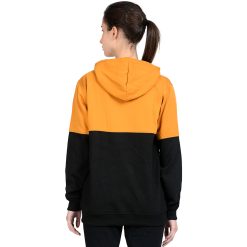 Trendy oversized hoodie for casual wear