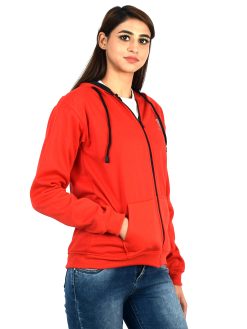 Add style to your winter wardrobe with this oversized hoodie jacket for women. The zipper adds convenience